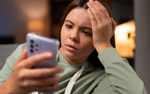 Como Tratar o Vício em Celular e Internet?